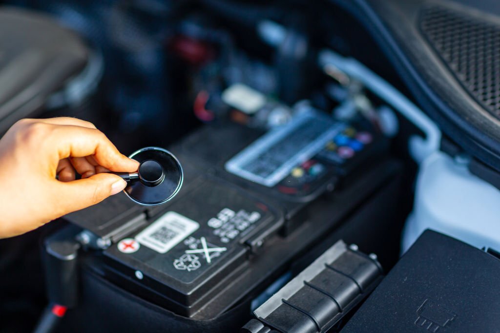 Vérification de la batterie LiFePO4 de la voiture