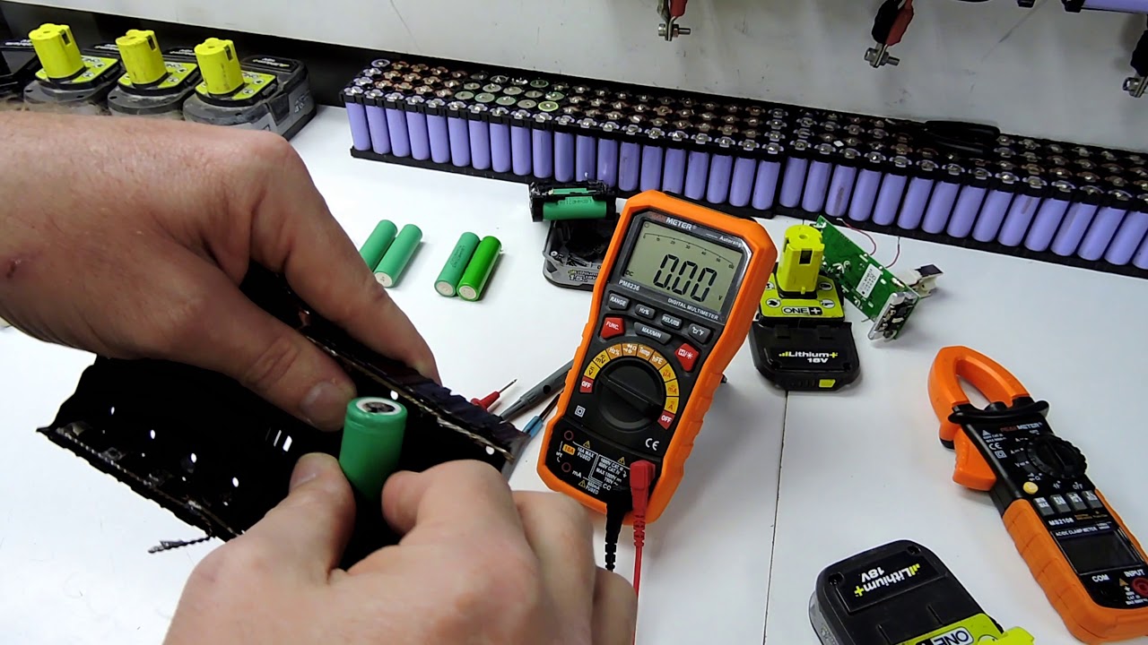 How to test a lithium-ion battery with a multimeter